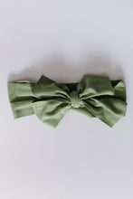 Load image into Gallery viewer, Classic Bow Headband
