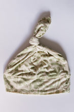 Load image into Gallery viewer, Knotted Infant Hat
